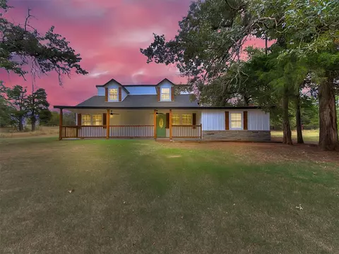 5074 Sunset Ln, Guthrie, OK 73044