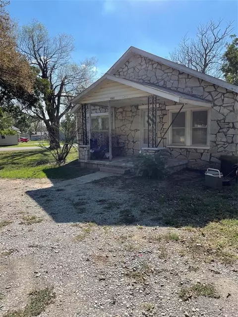 1307 Pastusek St, Prague, OK 74864