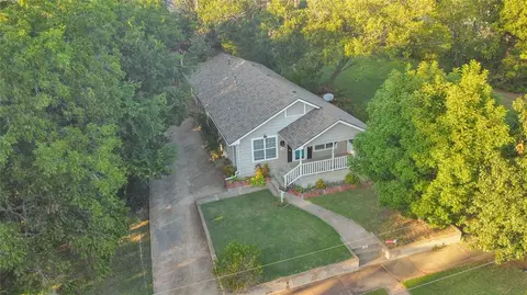 24 E Kirk St, Shawnee, OK 74801 photo 2