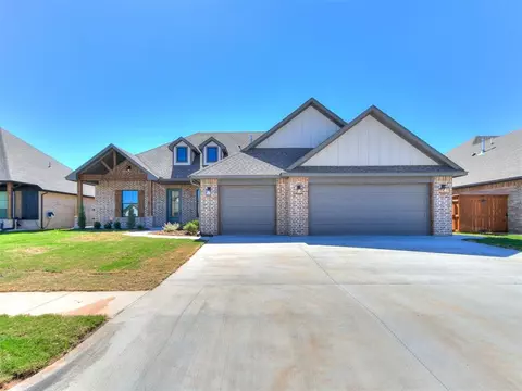 12016 SW 47th St, Mustang, OK 73064