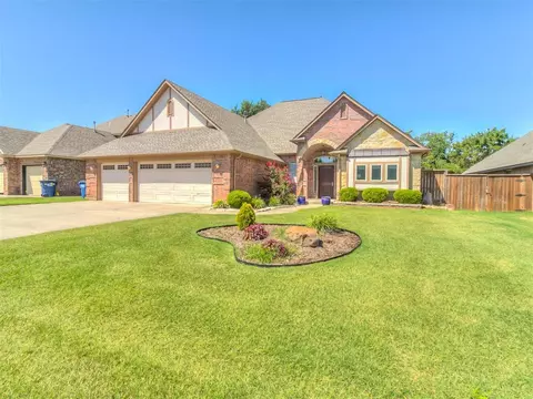 1505 N Savannah Ter, Mustang, OK 73064