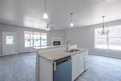 1206 Coffey Dr, Perry, OK 73077 photo 11