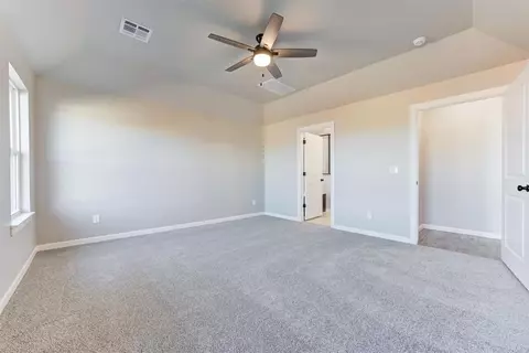 2425 Creekview Trl, Moore, OK 73160 photo 25