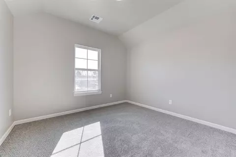 2425 Creekview Trl, Moore, OK 73160 photo 33