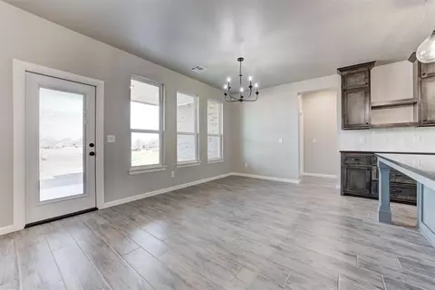 2425 Creekview Trl, Moore, OK 73160 photo 9