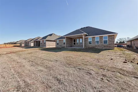 2425 Creekview Trl, Moore, OK 73160 photo 46