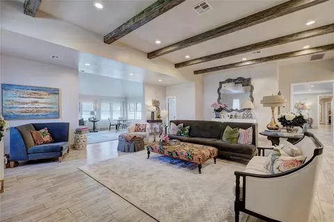 12516 Deerwood Dr, Oklahoma City, OK 73142