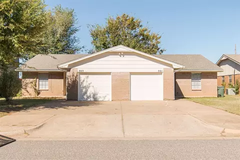 501 Wild Wind Rd, Edmond, OK 73003