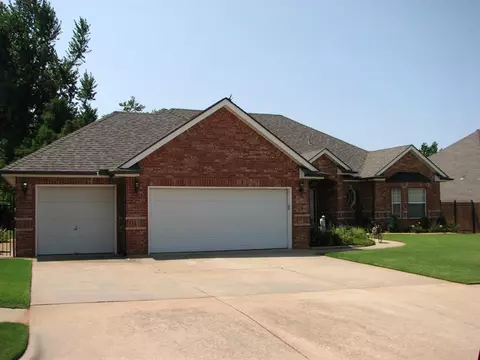1612 Castle Rock Ct, Yukon, OK 73099