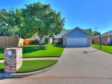 11344 Windmill Pl, Oklahoma City, OK 73162