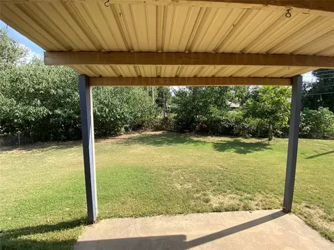 228 E Beech Ave, Yukon, OK 73099 photo 16