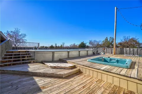 1106 E Floyd Ave, Apache, OK 73006 photo 6