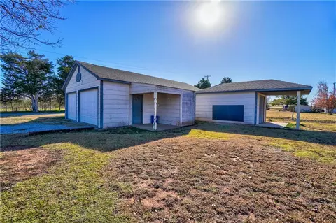1106 E Floyd Ave, Apache, OK 73006 photo 29