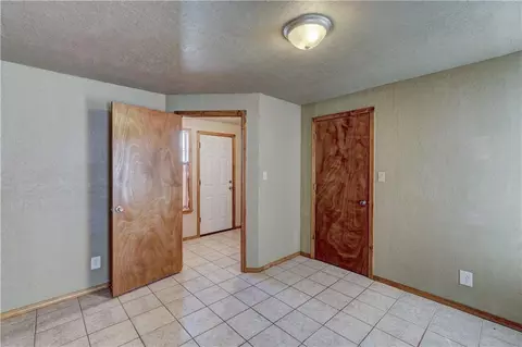 1106 E Floyd Ave, Apache, OK 73006 photo 25