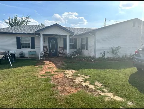1106 E Floyd Ave, Apache, OK 73006 photo 7