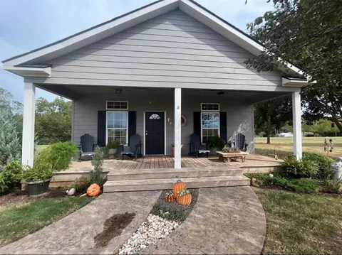 168646 N 2736th Dr, Duncan, OK 73533