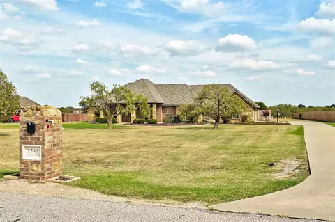 1548 SW Paint Rd, Cache, OK 73527 photo 3