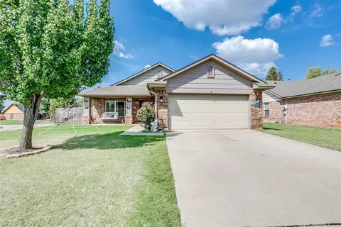 10453 Fairfax Ln, Yukon, OK 73099
