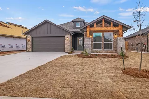 619 Ozark Ln, Norman, OK 73069