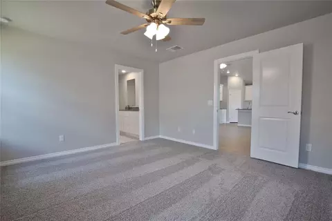 809 Halley Dr, Moore, OK 73160 photo 12