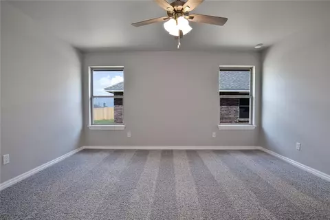 809 Halley Dr, Moore, OK 73160 photo 11