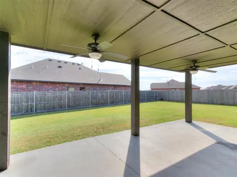 224 Springtree Dr, Harrah, OK 73045 photo 21