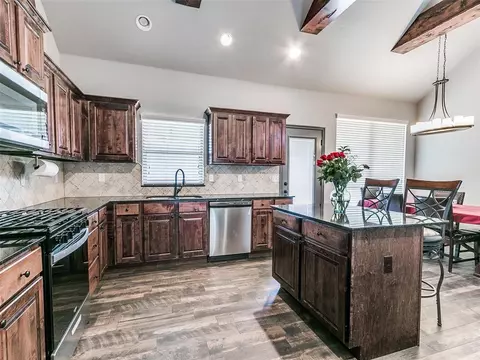 224 Springtree Dr, Harrah, OK 73045 photo 7