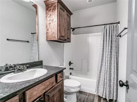 224 Springtree Dr, Harrah, OK 73045 photo 11