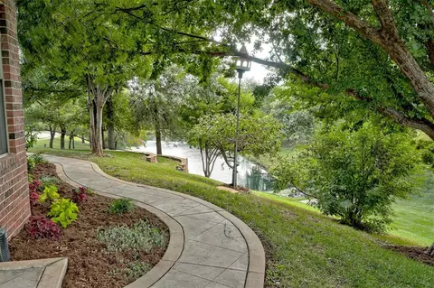 13409 Auburn Ln, Edmond, OK 73013