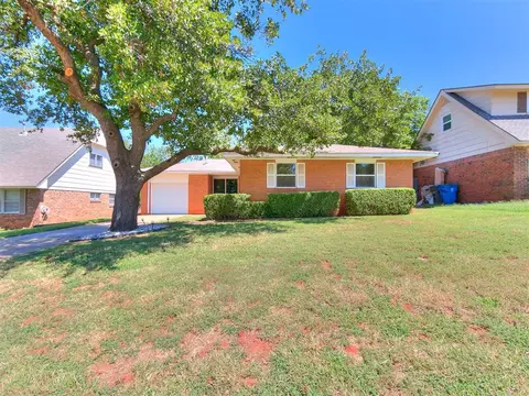 613 Redstone Ave, Edmond, OK 73013 photo 4