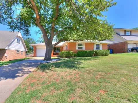 613 Redstone Ave, Edmond, OK 73013 photo 3