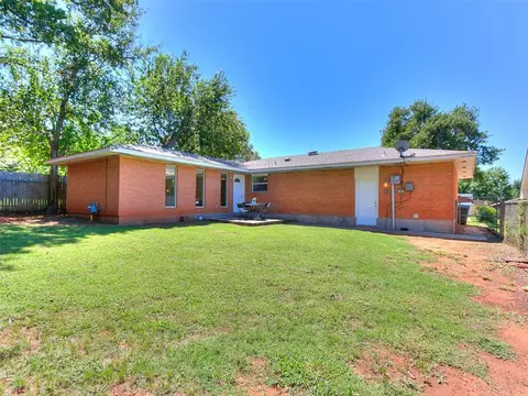 613 Redstone Ave, Edmond, OK 73013 photo 9