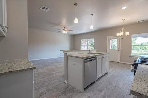 1204 Coffey Dr, Perry, OK 73077 photo 11
