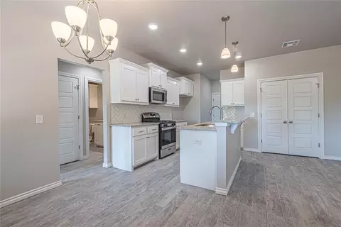 1204 Coffey Dr, Perry, OK 73077 photo 7