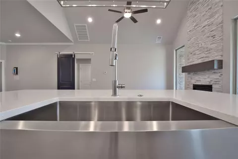 3012 Crossover Ct, Moore, OK 73160 photo 26