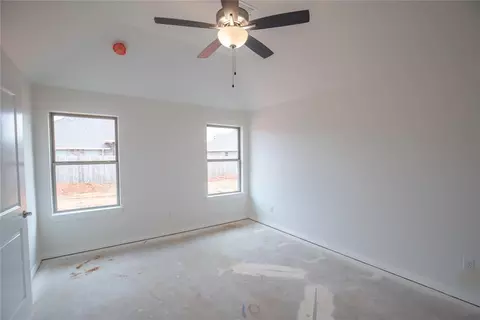 3008 Crossover Ct, Moore, OK 73160 photo 10