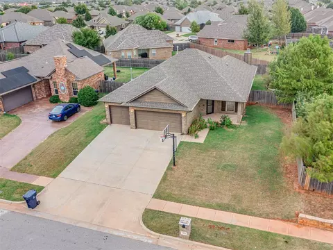 15912 Big Cypress Dr, Edmond, OK 73013