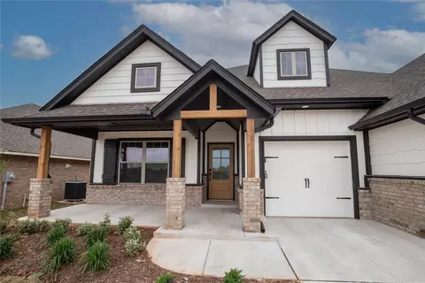 3004 Crossover Ct, Moore, OK 73160 photo 3