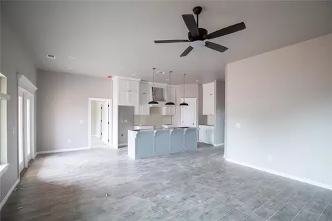 3000 Crossover Ct, Moore, OK 73160 photo 5