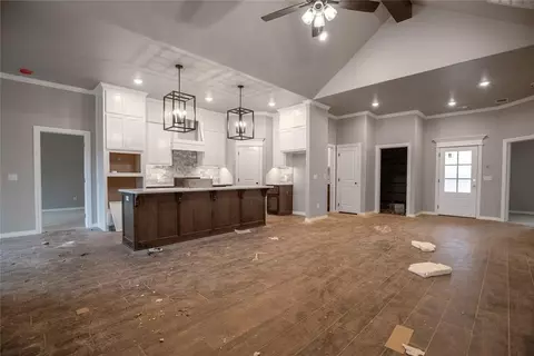 2920 Crossover Ct, Moore, OK 73160 photo 4