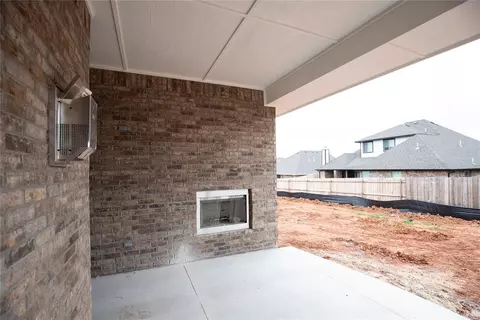 2920 Crossover Ct, Moore, OK 73160 photo 15