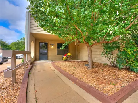 11120 Stratford Dr #112, Oklahoma City, OK 73120