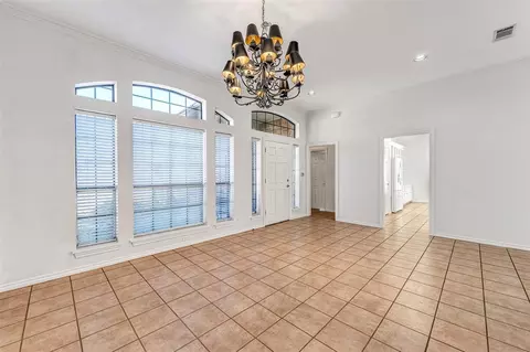 1128 Pinehurst Dr, Norman, OK 73072 photo 2