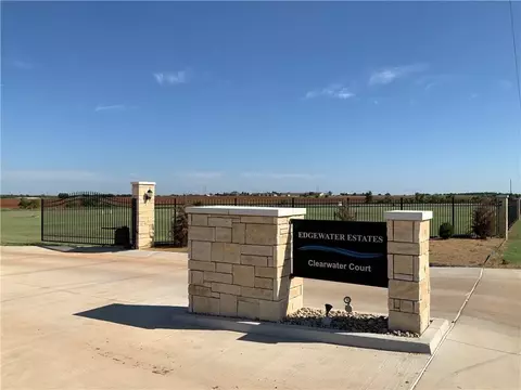 1807 Clearwater Ct, Kingfisher, OK 73750