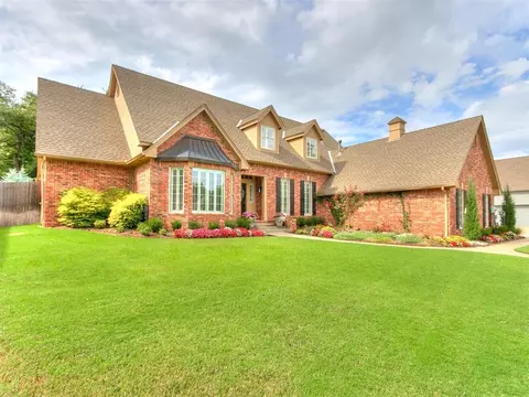 1601 Mission Rd, Edmond, OK 73034