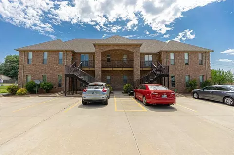 1812 Alameda St #321, Norman, OK 73071