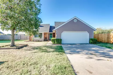 1404 Von Elm Pl, Yukon, OK 73099