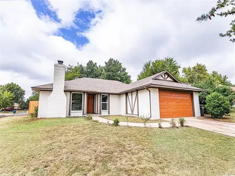 701 Mallard Ave, Edmond, OK 73003