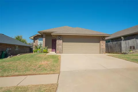 12325 SW 9th Ter, Yukon, OK 73099