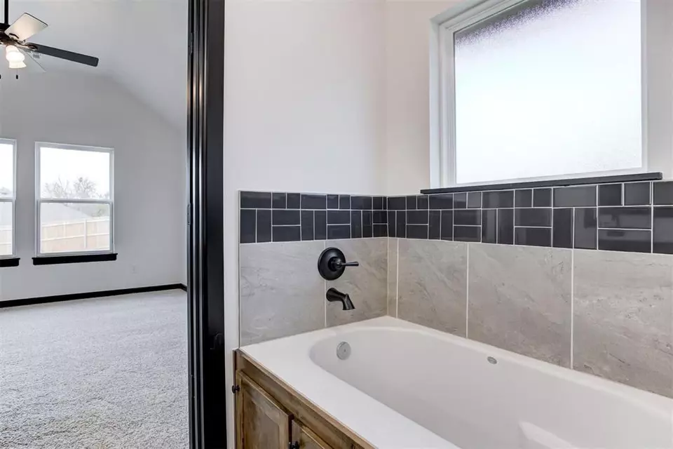  208 Juniper Cir, Noble, OK 73068 photo 33